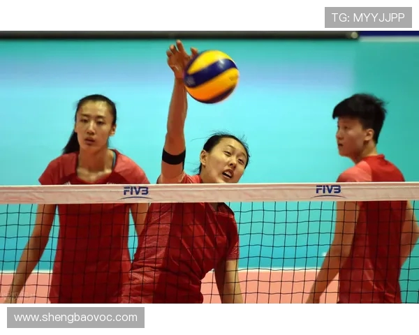 武汉教师史璠三度折桂亚锦赛,国际赛场诠释「力与美」的双重人生(1)